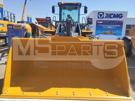 Фото: Крупногабаритный фронтальный погрузчик Фронтальный погрузчик XCMG ZL50GN