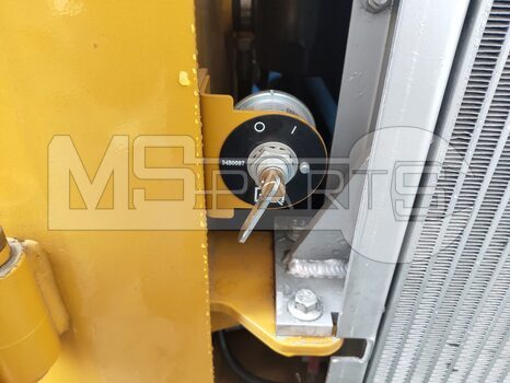Фото: Мини-погрузчик Мини-погрузчик XCMG XC760K