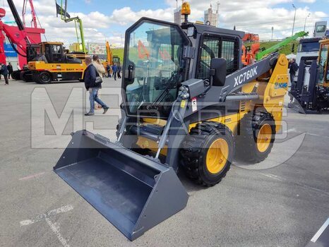 Фото: Мини-погрузчик Мини-погрузчик XCMG XC760K