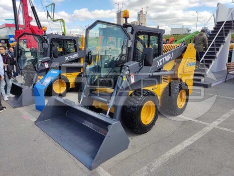 Фото: Мини-погрузчик Мини-погрузчик XCMG XC770RU