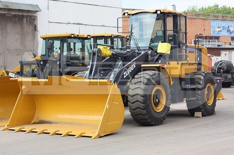 Фото: Крупногабаритный фронтальный погрузчик Фронтальный погрузчик XCMG ZL60GV