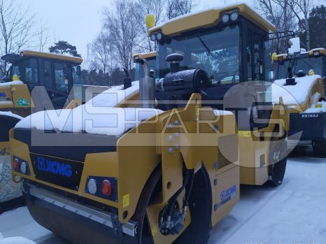 Фото: Каток дорожный XCMG XD102