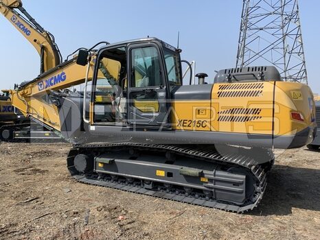 Фото: Гусеничный экскаватор средней весовой категории XCMG XE215C