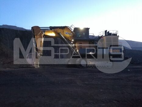 Фото: Гусеничный экскаватор XCMG XE4000