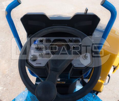 Фото: Дорожный каток XCMG XD120