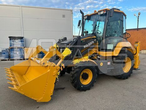 Фото: Экскаватор-погрузчик Экскаватор-погрузчик XCMG XC8-S2570