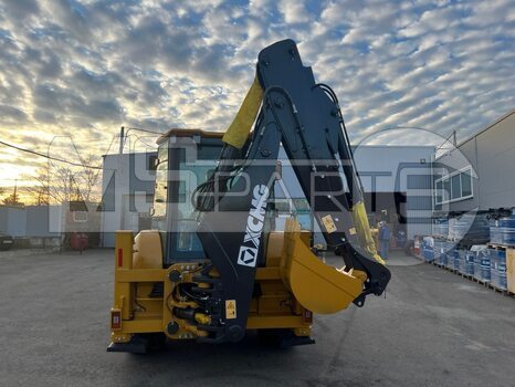 Фото: Экскаватор-погрузчик Экскаватор-погрузчик XCMG XC8-S2570