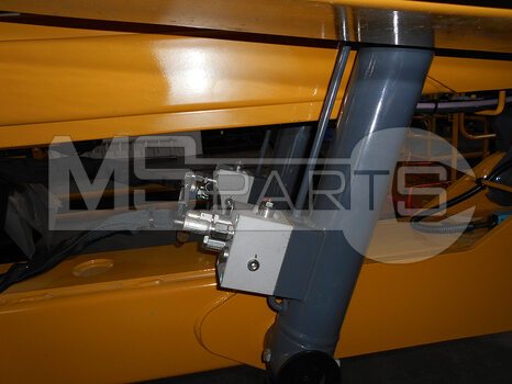 Фото: Коленчатый подъемник XCMG XGA16