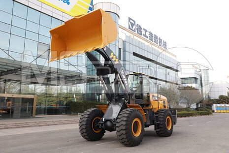Фото: Крупногабаритный фронтальный погрузчик Фронтальный погрузчик XCMG XC968