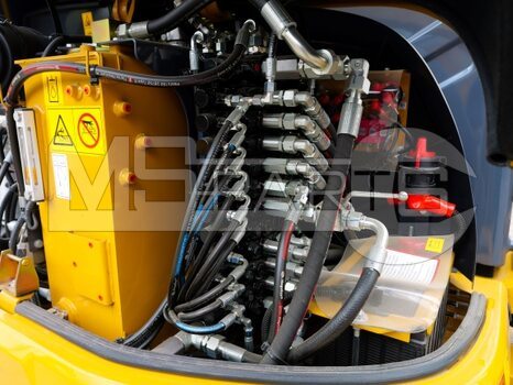 Фото: Мини-экскаватор XCMG XE55U