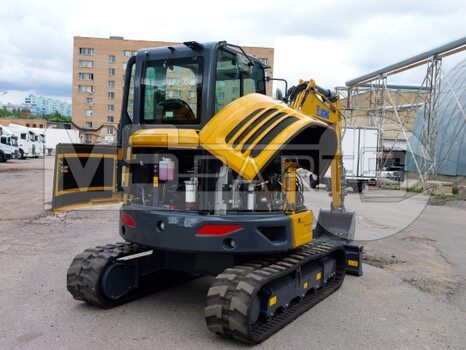 Фото: Мини-экскаватор XCMG XE55U