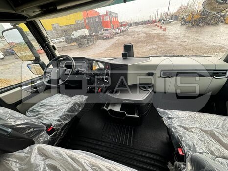 Фото: Тягач Тягач XCMG XGA4185D5WA