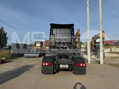 Фото: Тягач Тягач XCMG XGA4185D5WA