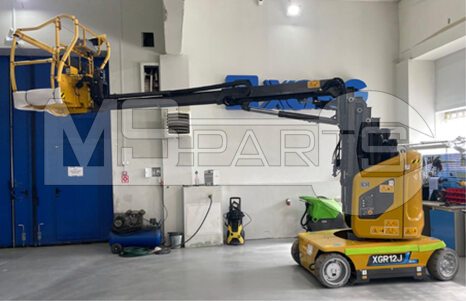 Фото: Подъемник XCMG XGR12J