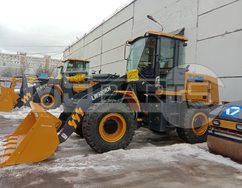 Фото: Фронтальный погрузчик LW300KN  XUG0300KHLCB13387